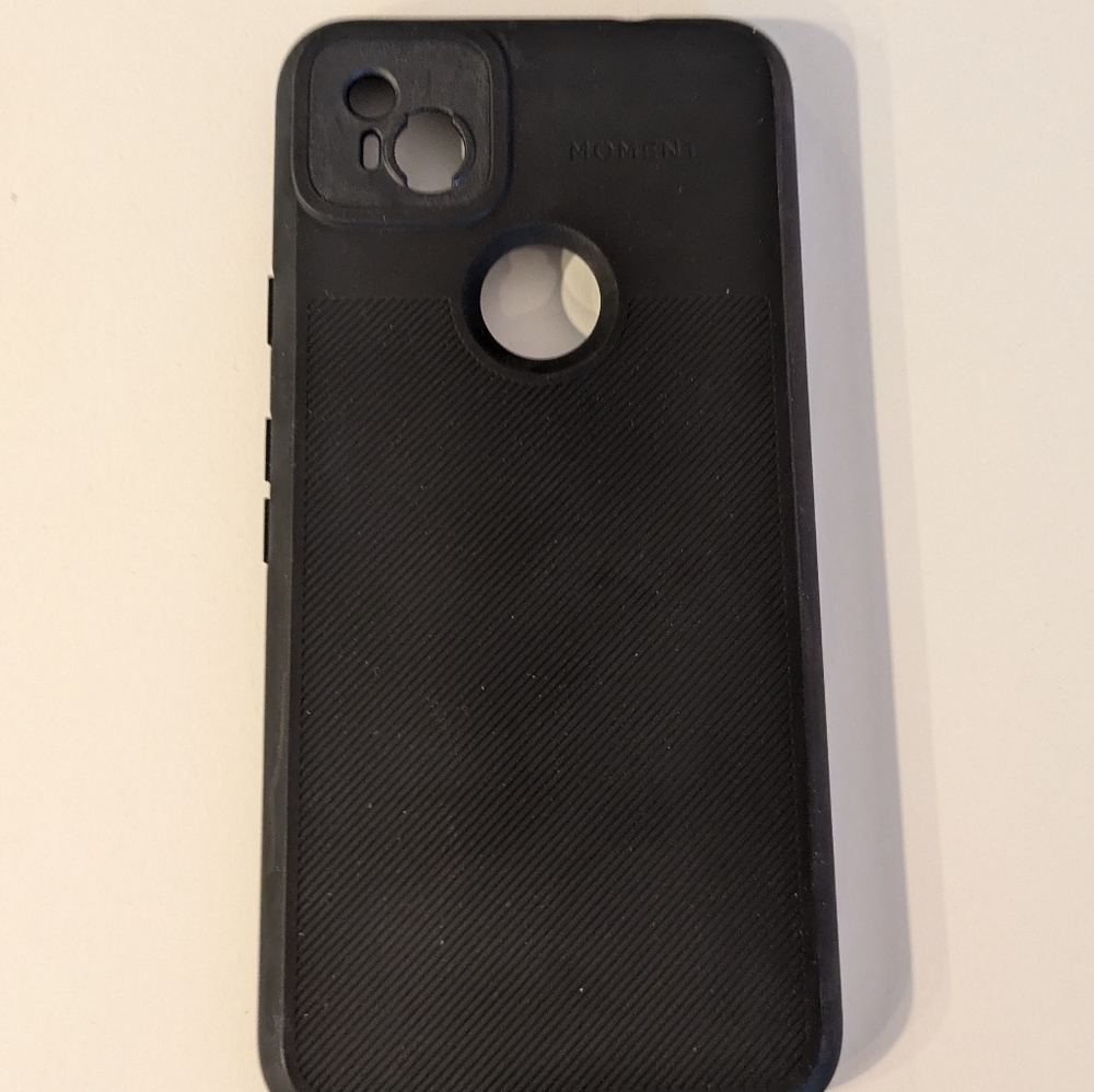 Moment Pixel 4a Black Phone Case